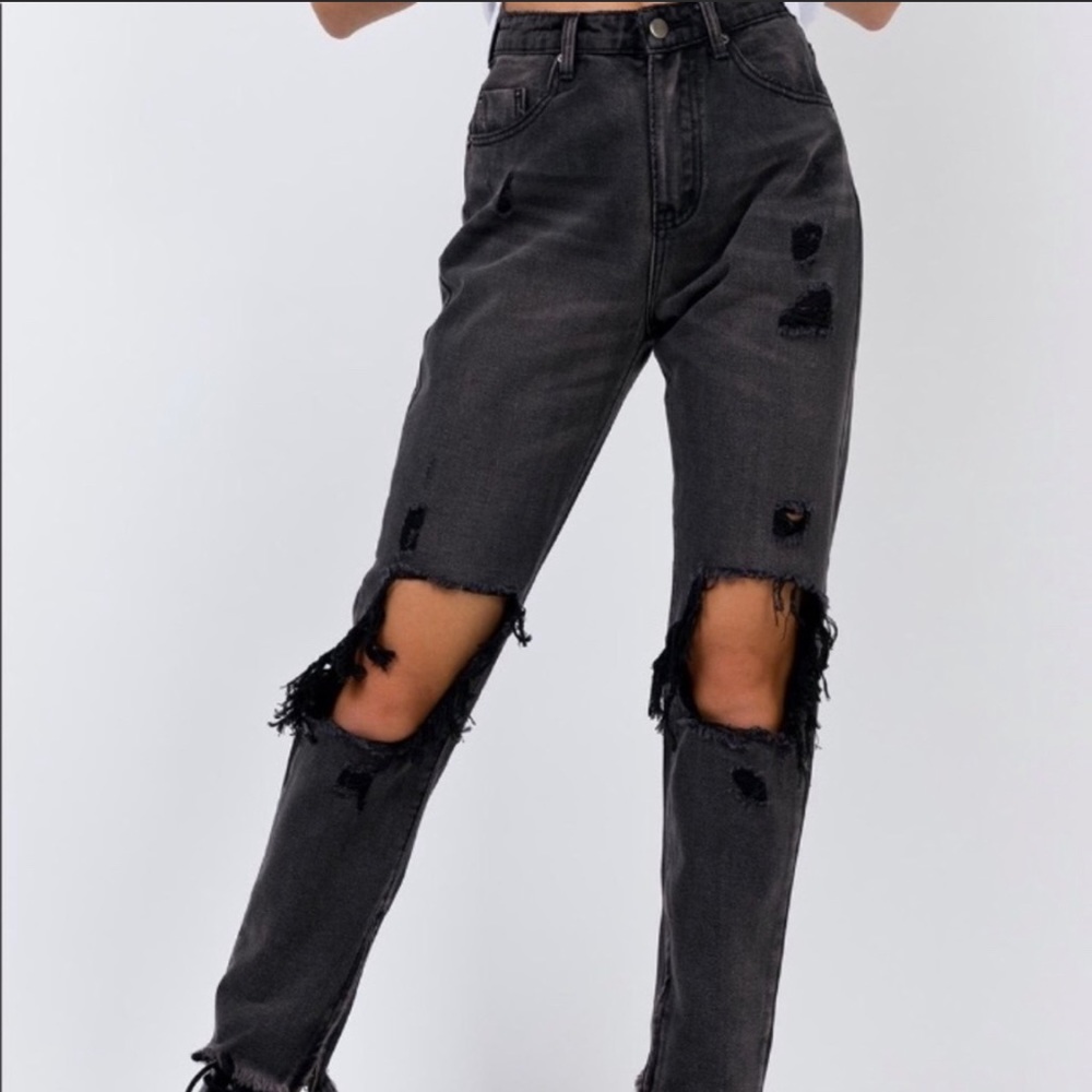NWOT Ripped Black Boyfriend Jeans